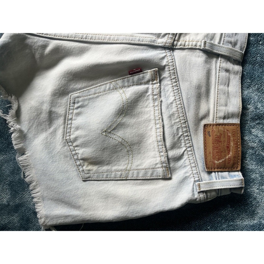 Levi's Premium Womens 501 Cut-Off Jean Shorts Size W 28 Blue Denim Button Fly Go - Picture 4 of 9